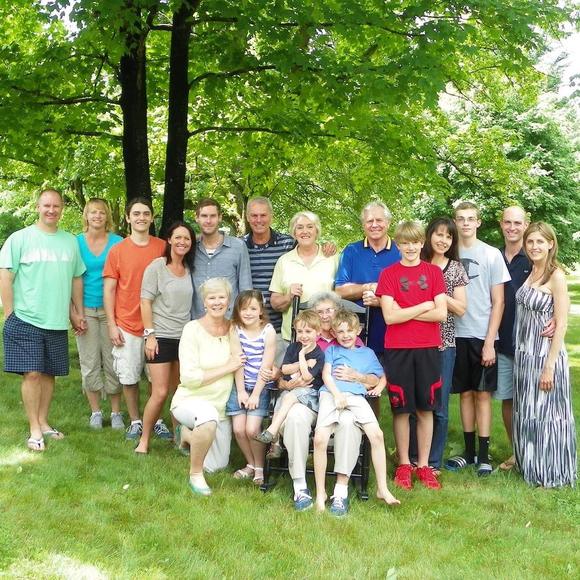 Meet your Posher, Sharon - Picture 1 of 1